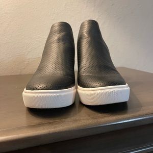 Steve Madden High Top Slip Ons